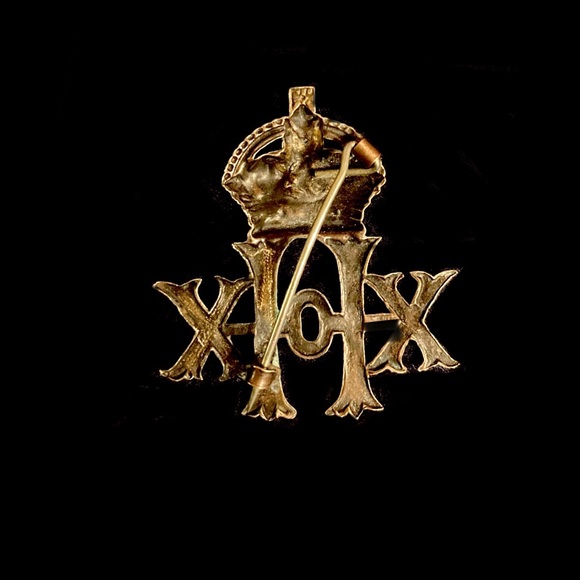 Antique British Military Cap Badge, The 20th Hussars 1896-1922 - Picture 4 of 4